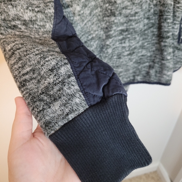 Abercrombie and Fitch Gray/Black Asymmetrical Pullover - Picture 2 of 12